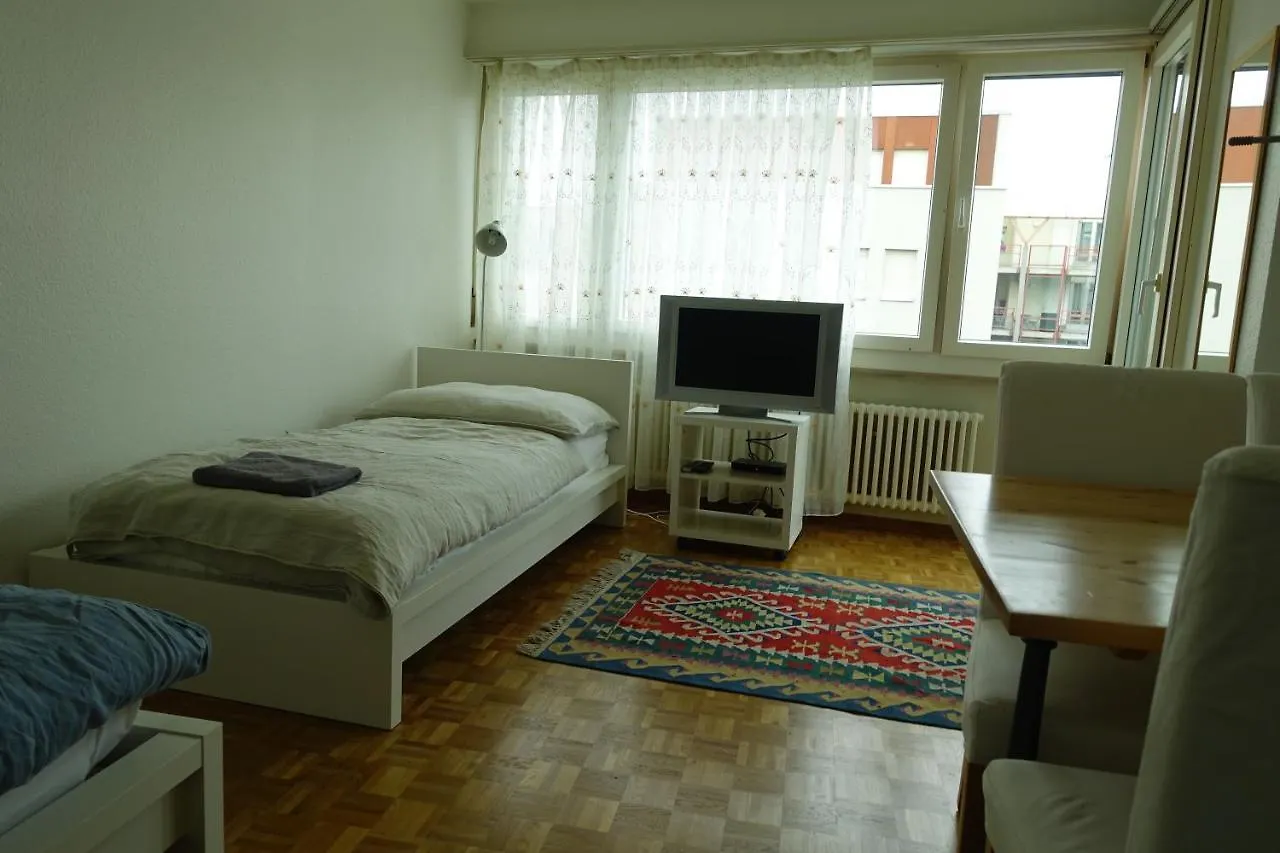 Basel Rooms Appartements 0*,  Suiza